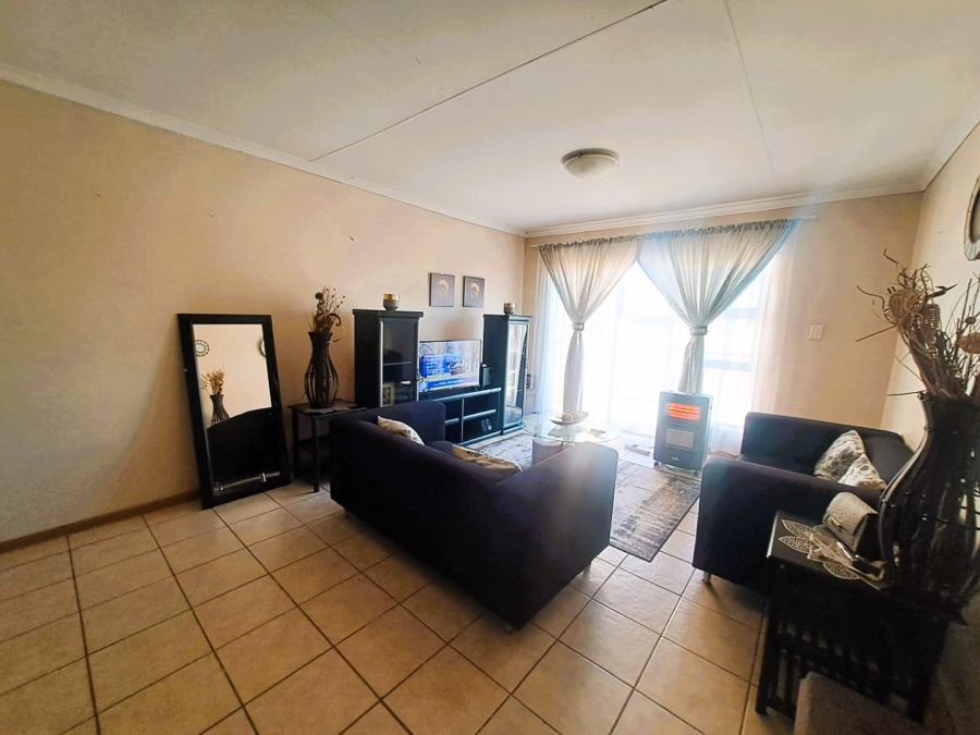 2 Bedroom Property for Sale in Pellissier Free State